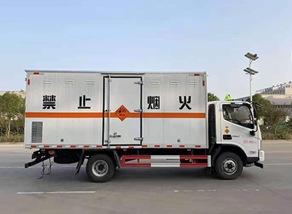广河爆破器材运输车