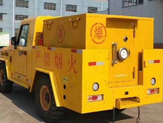 广河凯龙爆破器材运输车：保障爆破任务的安全运行